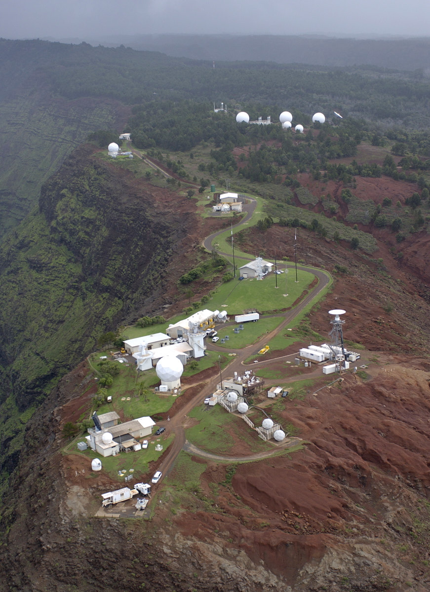 Mākaha Ridge, a key instrumented location on leased lands.